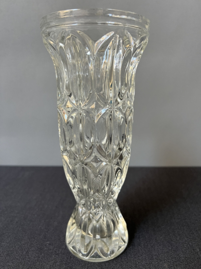 EL KESİMİ DESENLİ KRİSTAL CAM VAZO