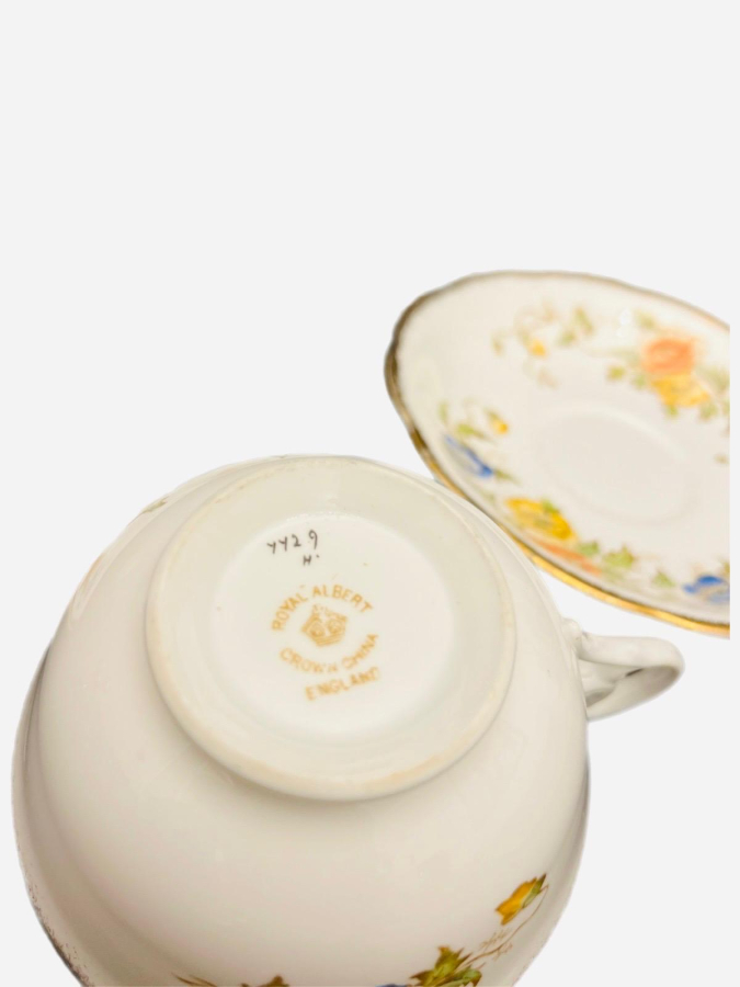 ROYAL ALBERT İNGİLİZ PORSELENİ, ÇİÇEK DEKORLU 3 PARÇA ÇAY TAKIMI