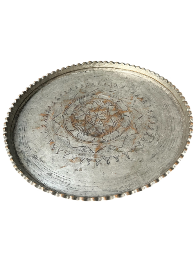 OSMANLI–ERMENİ USTASI EL DÖVME BAKIR SİNİ, DAMGALI (1900).