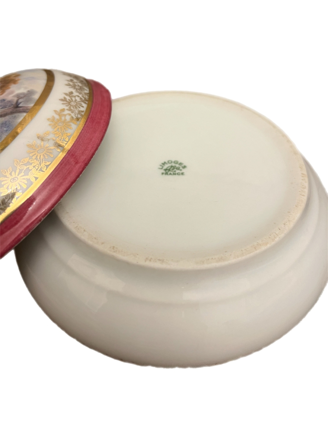 LİMOGES FRAGONARD SAHNELİ PORSELEN KUTU