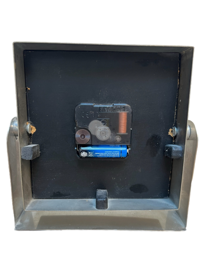 METAL KASA DEKORATİF MASA SAATİ