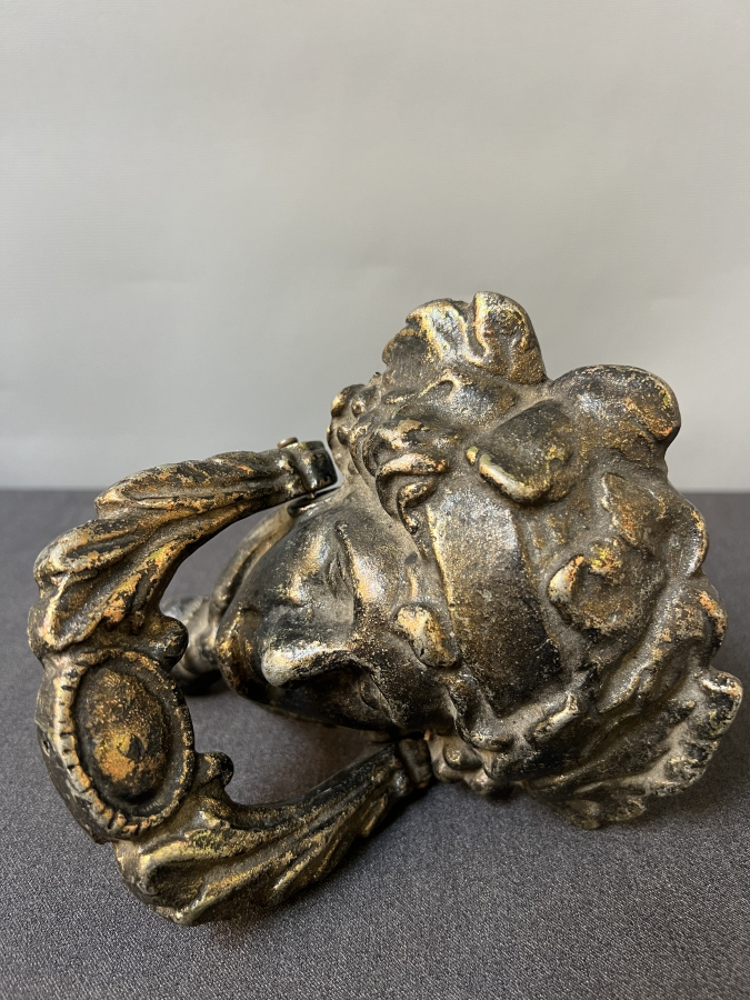 ANTİKA DÖKÜM KAPI TOKMAĞI