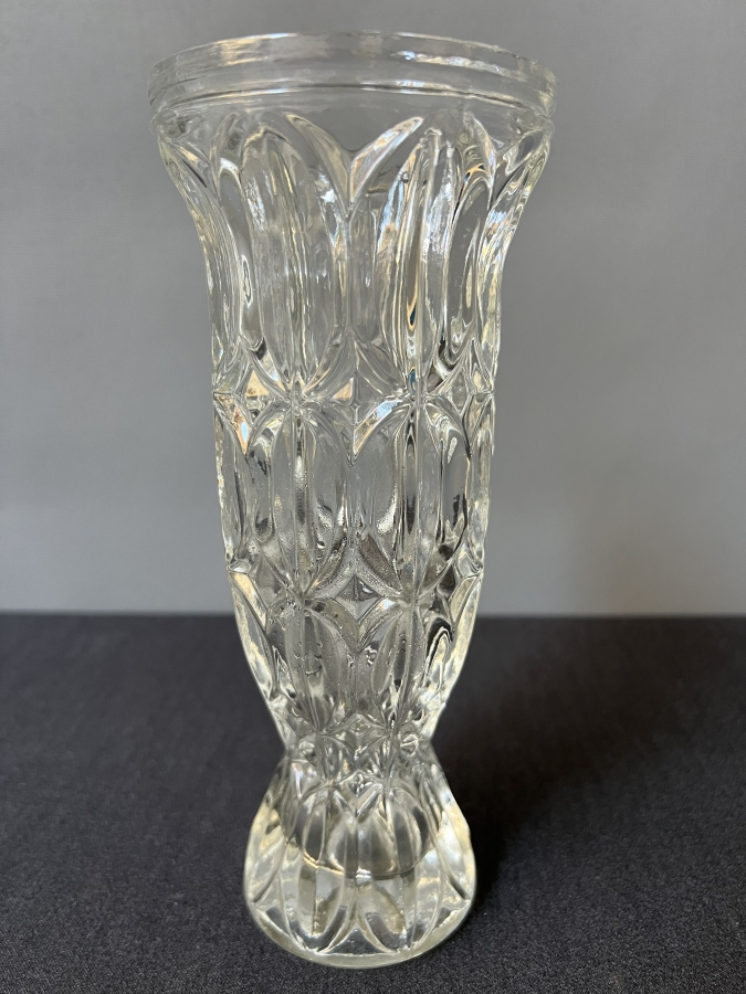 EL KESİMİ DESENLİ KRİSTAL CAM VAZO