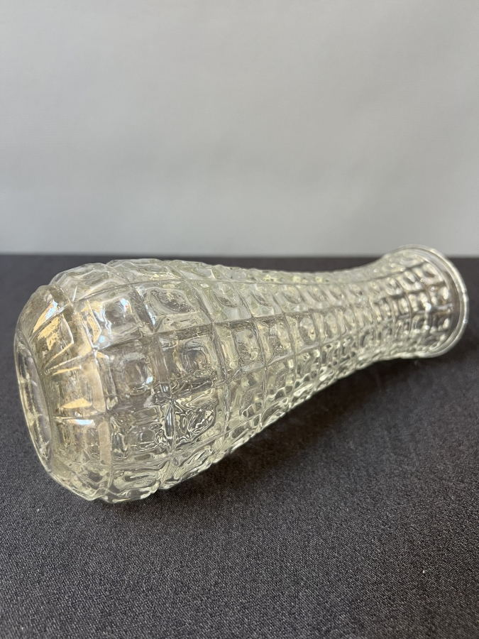 DESENLİ KESİM CAM VAZO