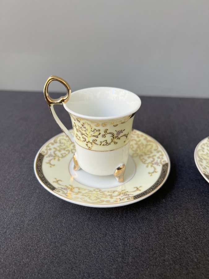 İKİLİ FİNE PORCELAIN ALTIN YALDIZLI KAHVE FİNCAN TAKIMI