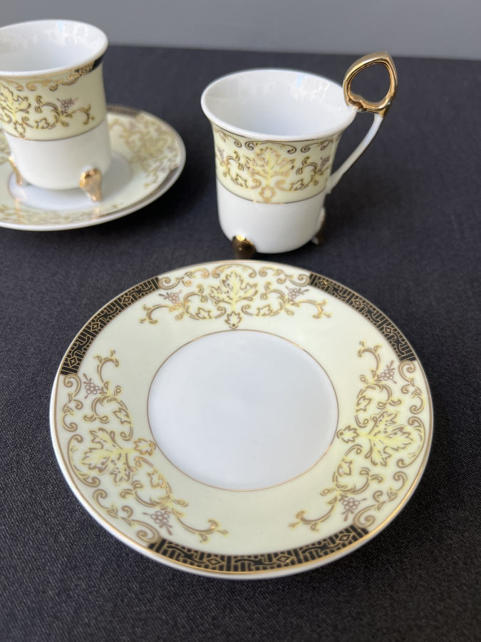 İKİLİ FİNE PORCELAIN ALTIN YALDIZLI KAHVE FİNCAN TAKIMI