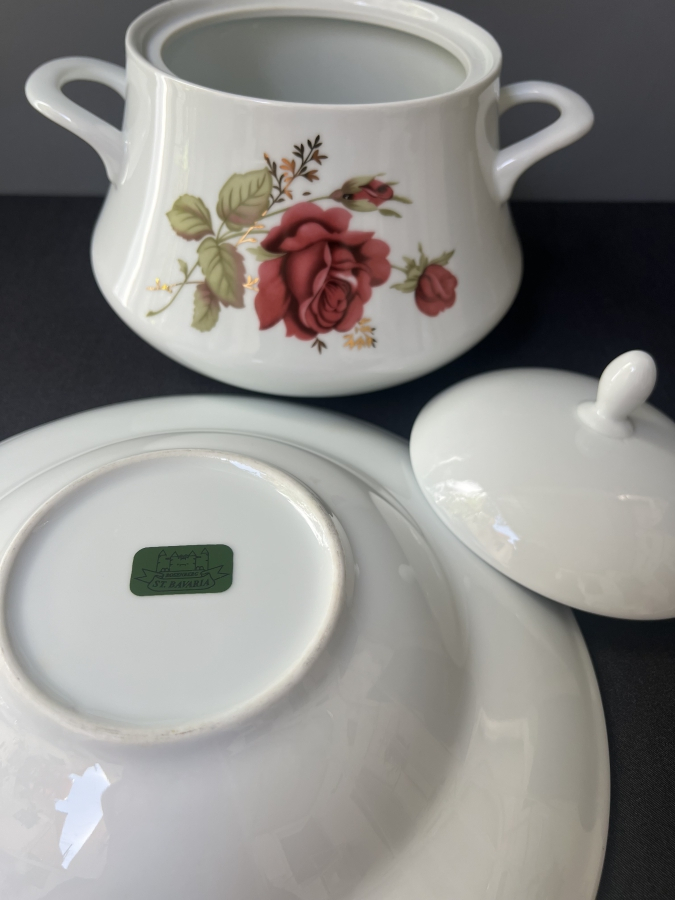 ST. BAVARIA ROSENBERG PORSELEN GÜL DESENLİ KAPAKLI KASE VE SALATA TABAĞI TAKIMI