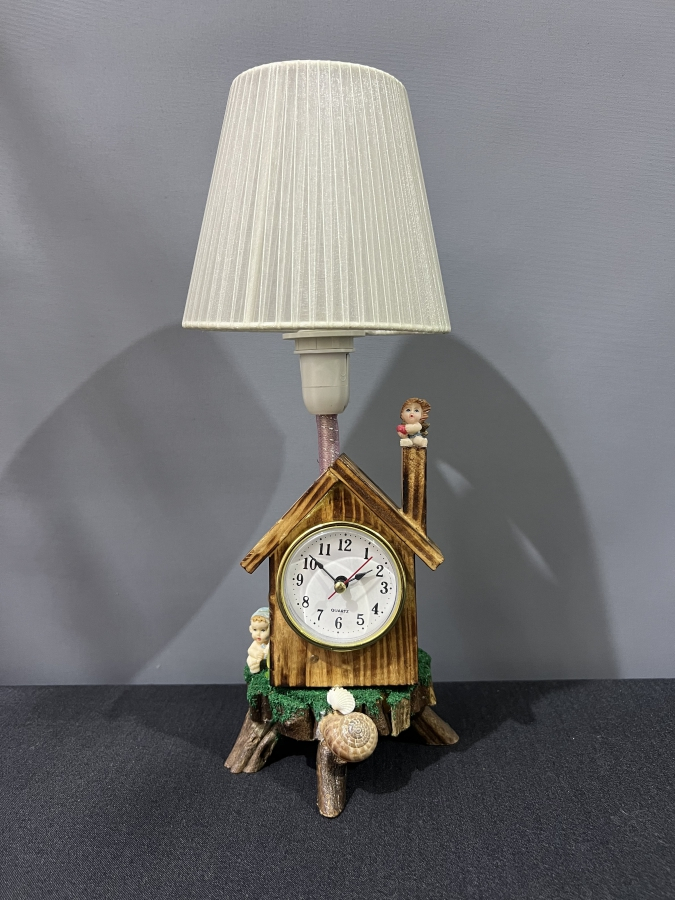 SAATLİ MASA LAMBASI