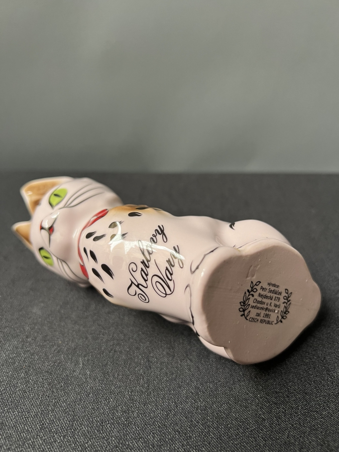 PORSELEN KEDİ FİGÜRÜ