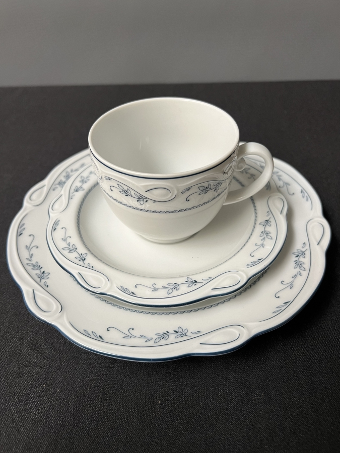 SELTMAN WEIDEN BAVARIA 3’LÜ FİNCAN TAKIMI (ALMAN PORSELENİ)